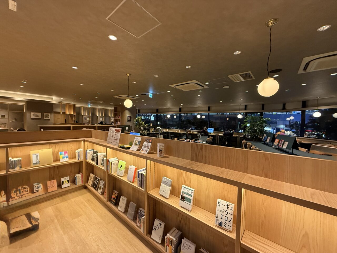 Olive LOUNGE高円寺店