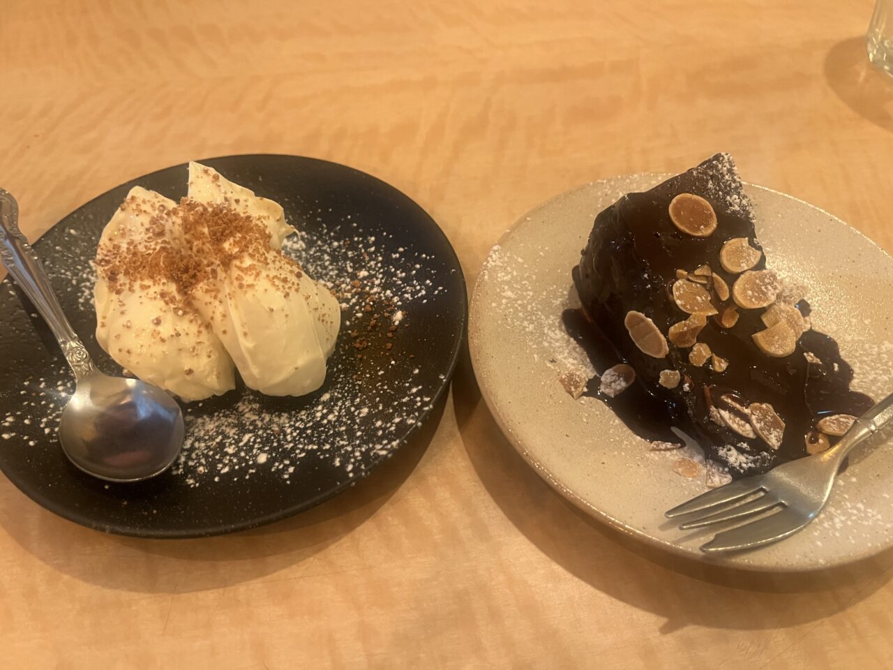 レアチーズケーキ ガトーショコラ
