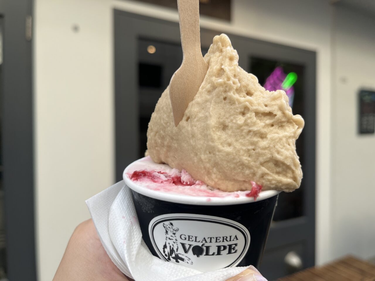 GELATERIA VOLPE (ジェラテリア ボルペ)