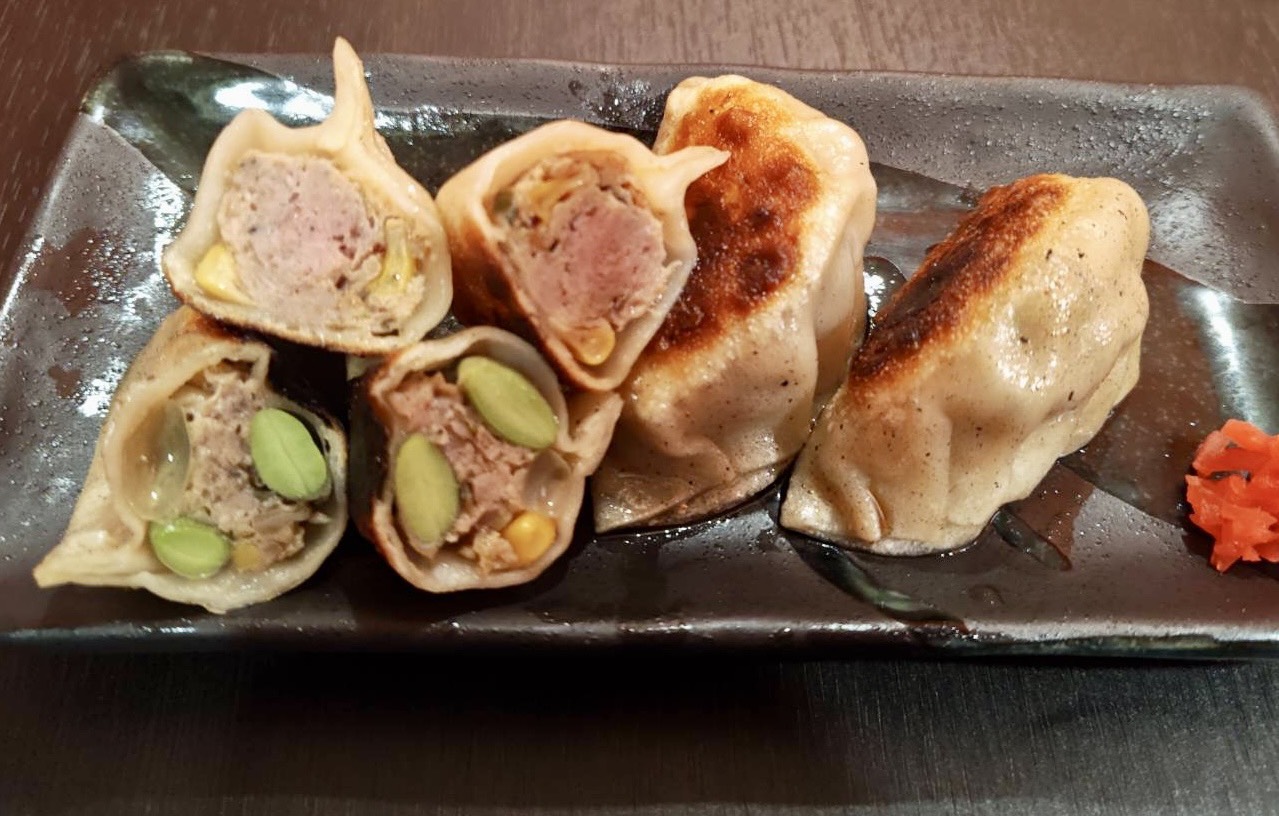 青卯餃子